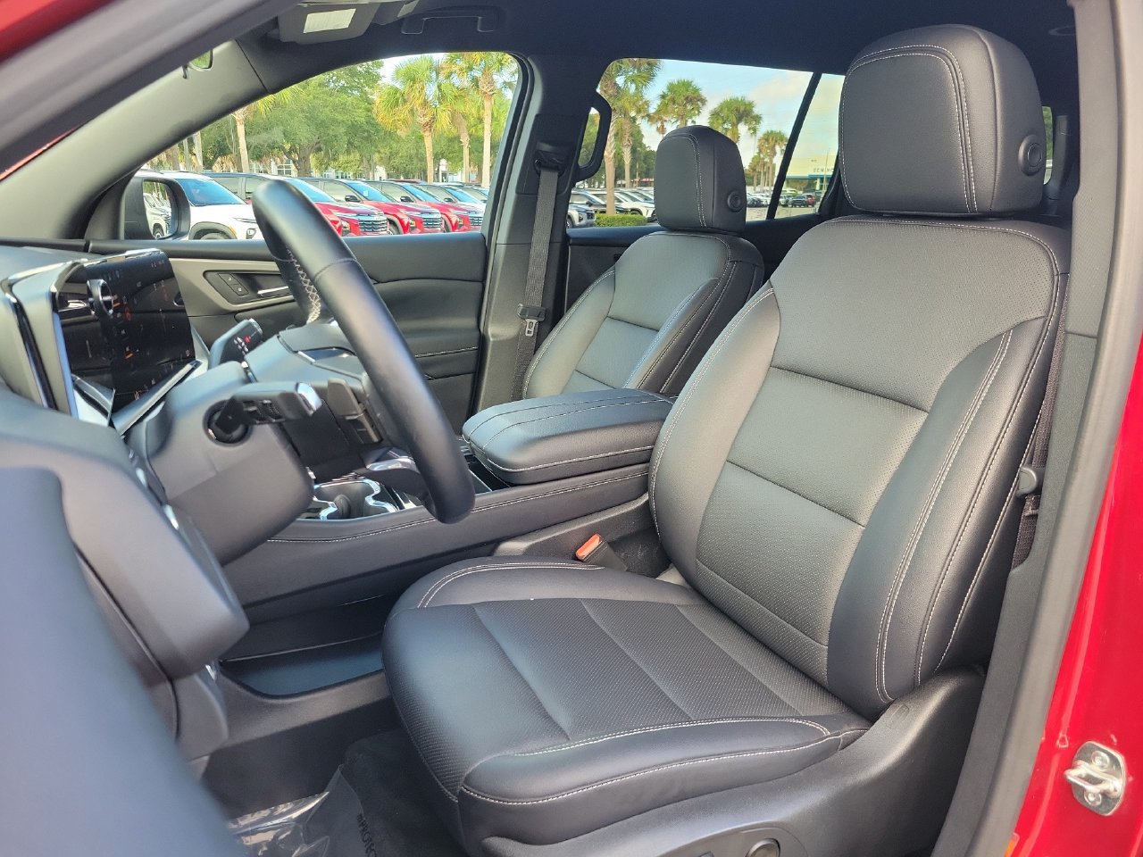 Certified 2026 Chevrolet Traverse LT FWD image 16