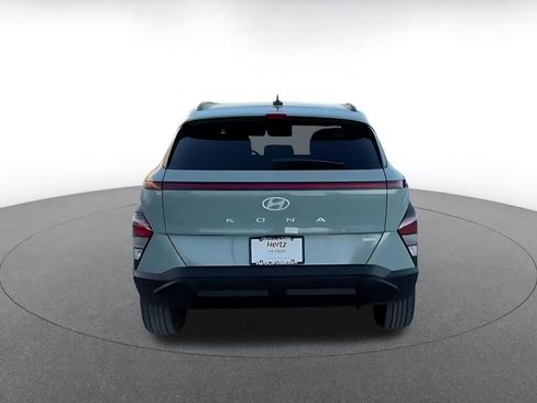 Used 2025 Hyundai Kona SEL image 11