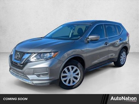 Used 2020 Nissan Rogue S image 1