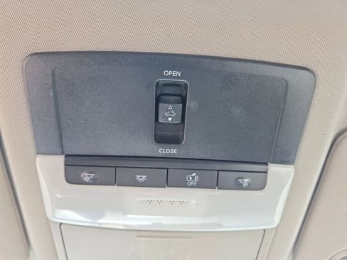 Used 2021 Nissan Altima 2.5 SV w/ SV Premium Package image 32