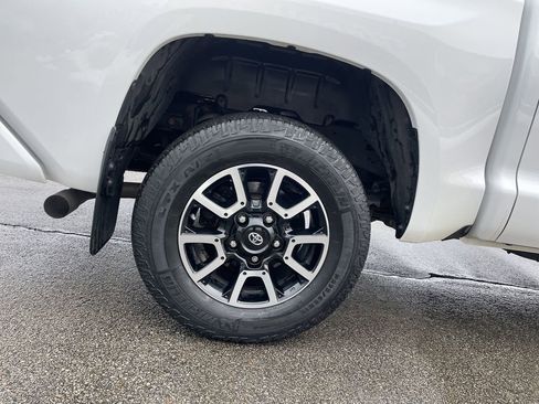 Certified 2018 Toyota Tundra Limited w/ Limited Premium Package image 12