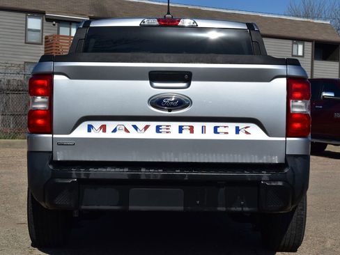 Certified 2022 Ford Maverick XL image 6