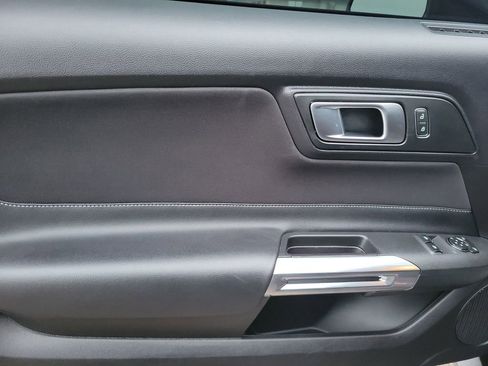 Used 2022 Ford Mustang GT w/ Equipment Group 301A image 22