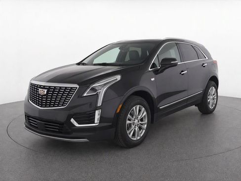 Used 2025 Cadillac XT5 Luxury FWD image 1