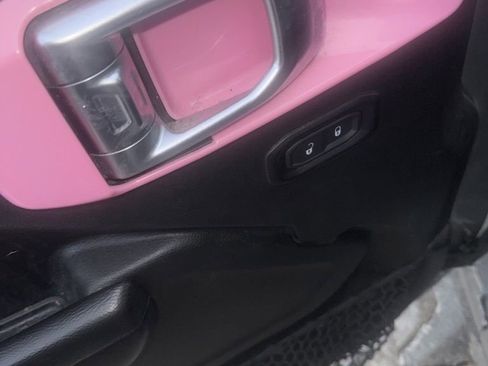 Used 2018 Jeep Wrangler Unlimited Sport S image 9