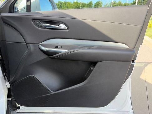 Used 2020 Cadillac XT4 Premium Luxury FWD image 27