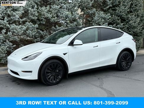 Used 2023 Tesla Model Y Long Range AWD/4WD image 1