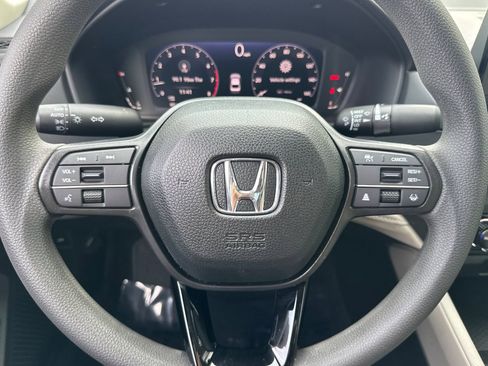 Used 2025 Honda Accord SE image 16