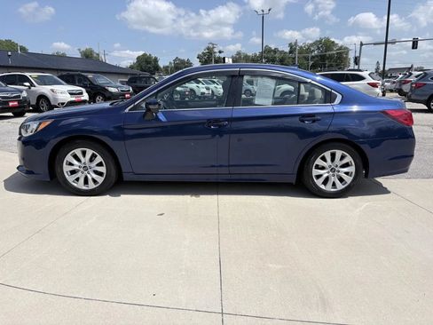 Used 2017 Subaru Legacy 2.5i Premium AWD/4WD image 6