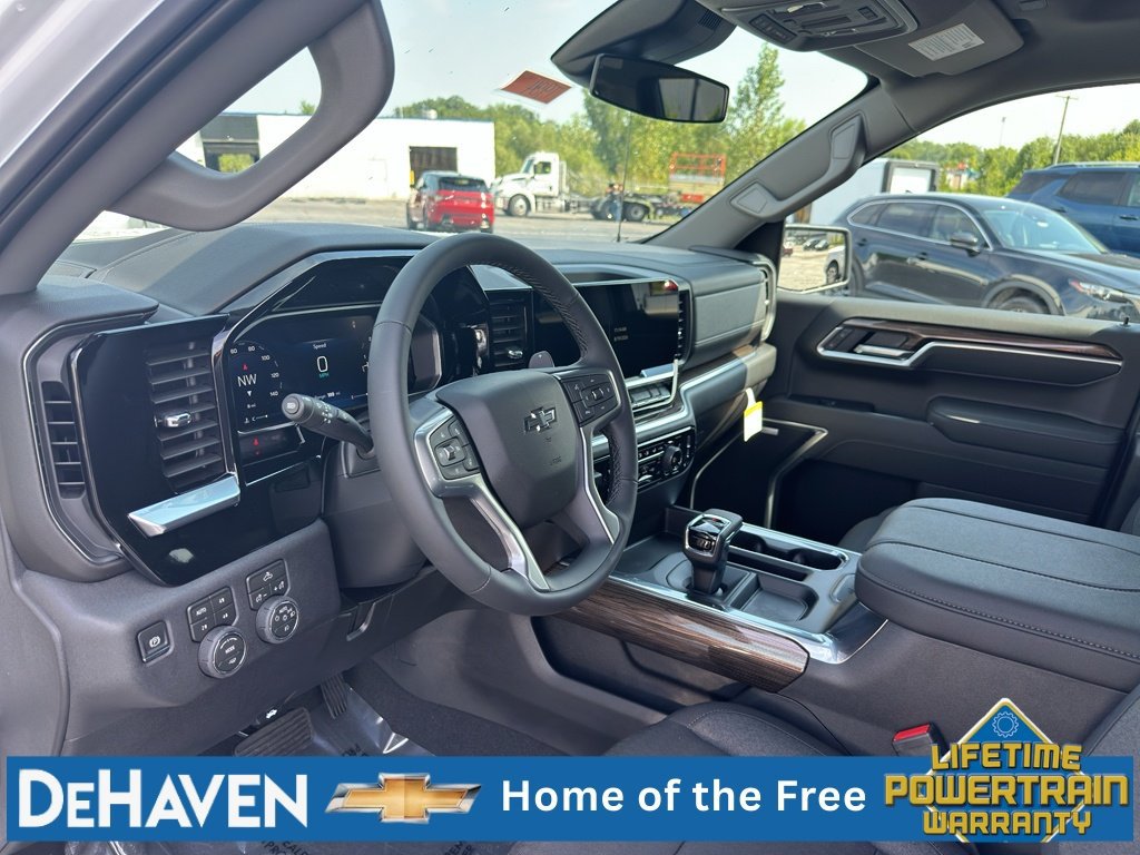 New 2026 Chevrolet Silverado 1500 RST AWD/4WD image 9