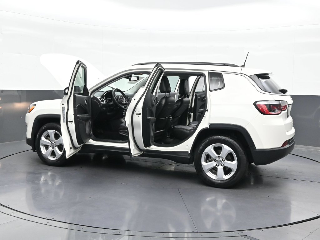 Used 2021 Jeep Compass Latitude w/ Sun and Sound Group FWD image 34