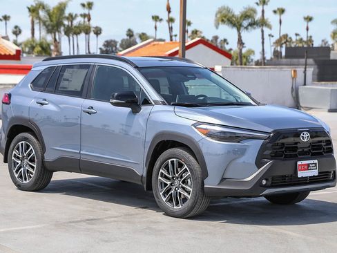 New 2026 Toyota Corolla Cross XLE FWD image 4