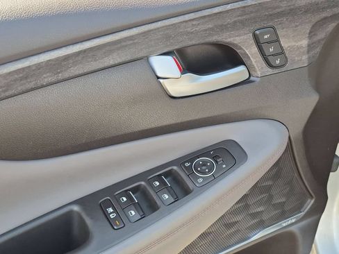 Used 2019 Hyundai Santa Fe FWD image 24