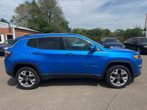 Used 2019 Jeep Compass Limited AWD/4WD image 4