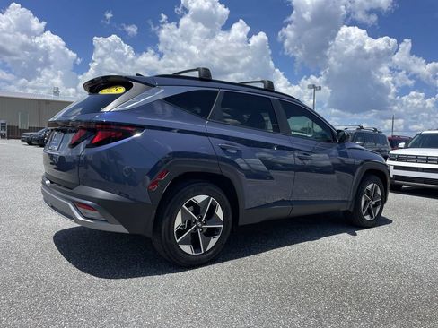 Certified 2025 Hyundai Tucson SEL FWD image 3