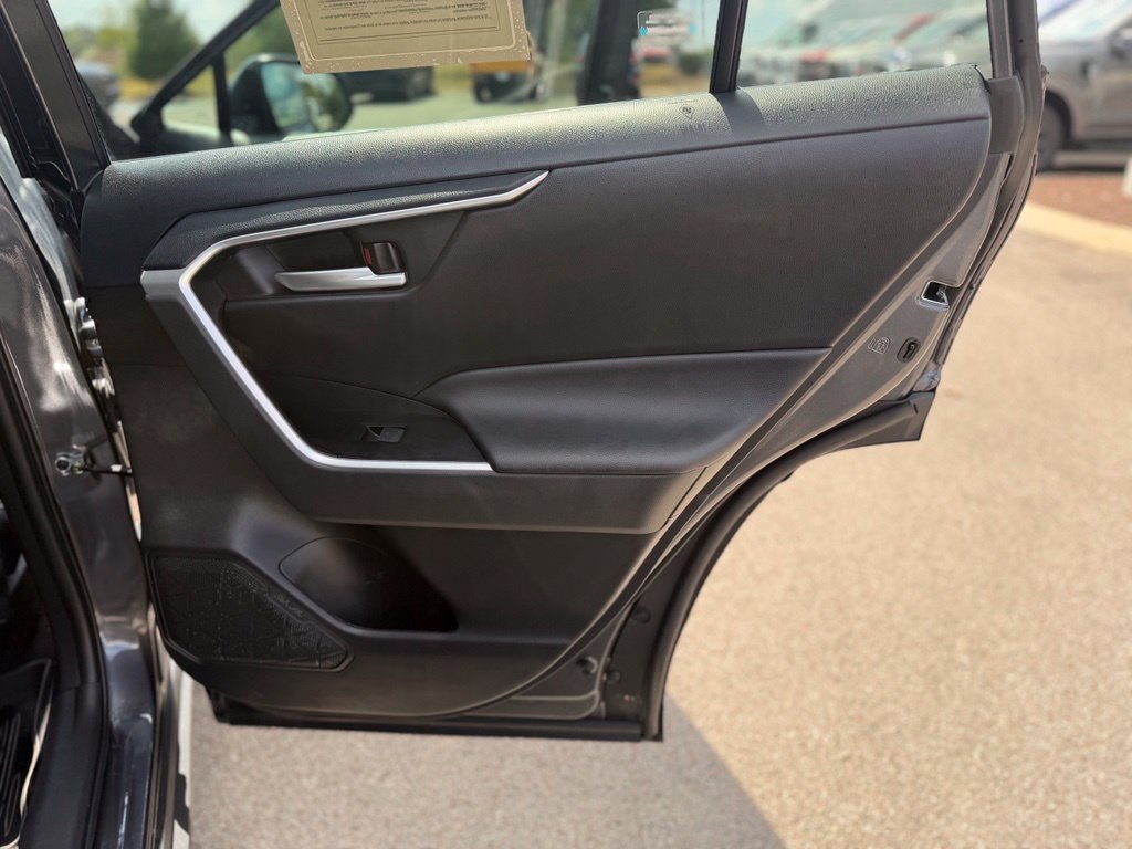 Used 2023 Toyota RAV4 XLE Premium FWD image 17