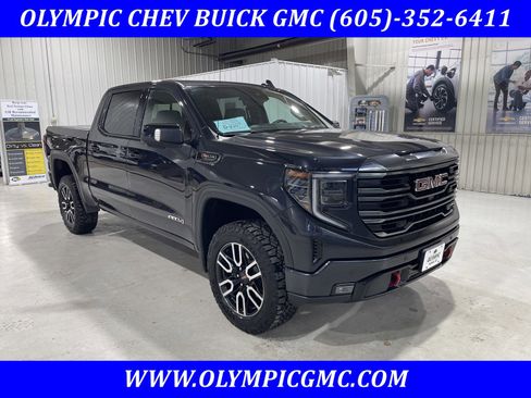 Used 2023 GMC Sierra 1500 AT4 w/ Technology Package image 1