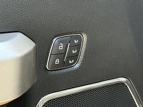 Used 2021 Ford F250 Lariat w/ Tremor Off-Road Package AWD/4WD image 22
