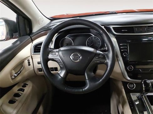 Used 2019 Nissan Murano Platinum image 12
