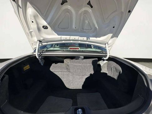 Used 2005 Mercury Grand Marquis LS image 10