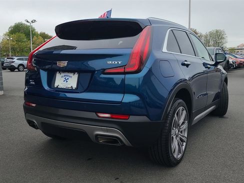 Used 2019 Cadillac XT4 Premium Luxury AWD/4WD image 9