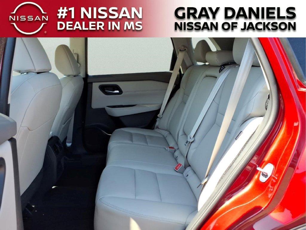 Used 2023 Nissan Rogue SL w/ SL Premium Package FWD image 26