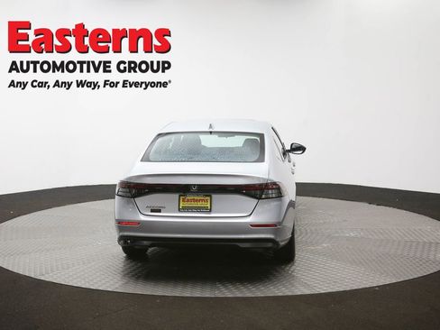 Used 2024 Honda Accord EX image 37
