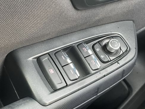 Used 2025 Subaru Forester Premium image 16