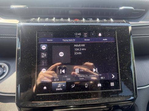 Used 2023 Jeep Grand Cherokee L Laredo AWD/4WD image 15