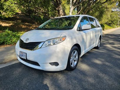 Used 2011 Toyota Sienna LE
