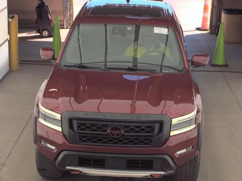 Used 2022 Nissan Frontier PRO-4X w/ Pro-4X Premium Package AWD/4WD image 2
