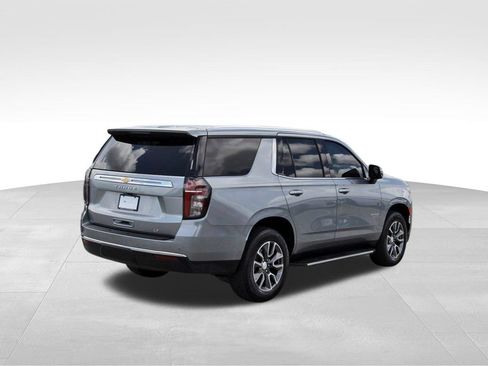 Used 2024 Chevrolet Tahoe LT w/ LT Signature Package RWD image 4