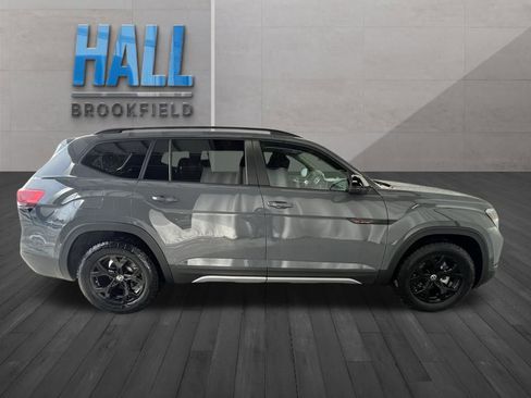 New 2026 Volkswagen Atlas Peak Edition AWD/4WD image 6
