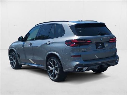 Used 2026 BMW X5 xDrive40i w/ M Sport Package AWD/4WD image 3