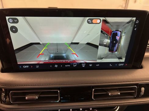 Used 2026 Lincoln Aviator Reserve image 13