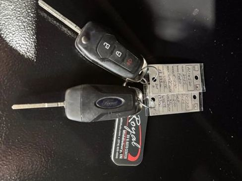 Used 2025 Ford F250 XL AWD/4WD image 31