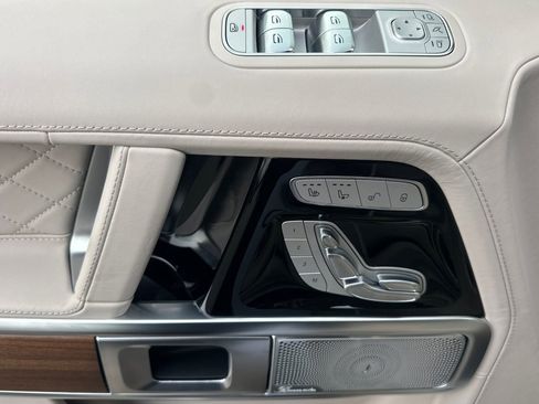 Used 2025 Mercedes-Benz G 63 AMG 4MATIC image 11