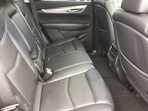 Used 2018 Cadillac XT5 Luxury w/ Driver Awareness Package AWD/4WD image 26