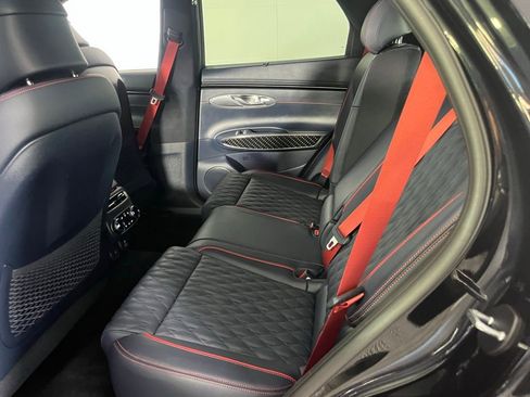 Used 2023 Genesis GV70 3.5T Sport w/ Sport Prestige Package AWD/4WD image 28