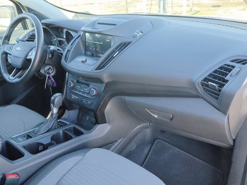 Used 2018 Ford Escape SE w/ SE Sport Appearance Package image 35