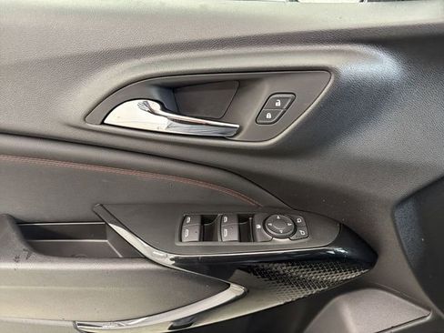 New 2026 Chevrolet Trax RS w/ Sunroof Package image 24