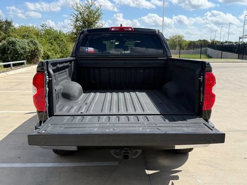 Used 2020 Toyota Tundra SR5 w/ SR5 Leather Package AWD/4WD image 27