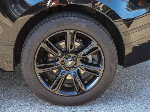 Used 2023 Land Rover Range Rover Velar R-Dynamic S image 9