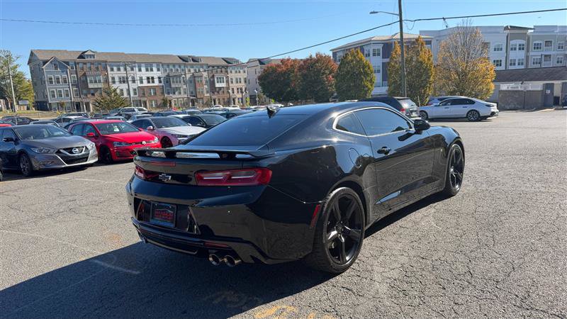 Used 2017 Chevrolet Camaro SS Coupe w/ 2SS RWD image 11