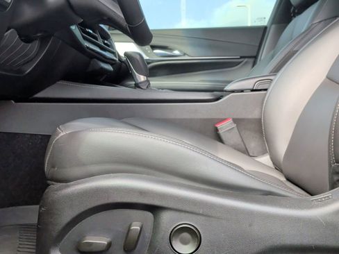 Used 2022 Cadillac CT4 Luxury w/ Sun And Sound Package AWD/4WD image 11