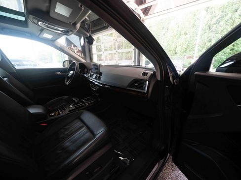 Used 2018 Audi Q5 2.0T Premium Plus AWD/4WD image 26