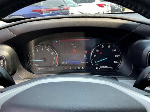 Used 2021 Ford Explorer XLT w/ Equipment Group 202A AWD/4WD image 12