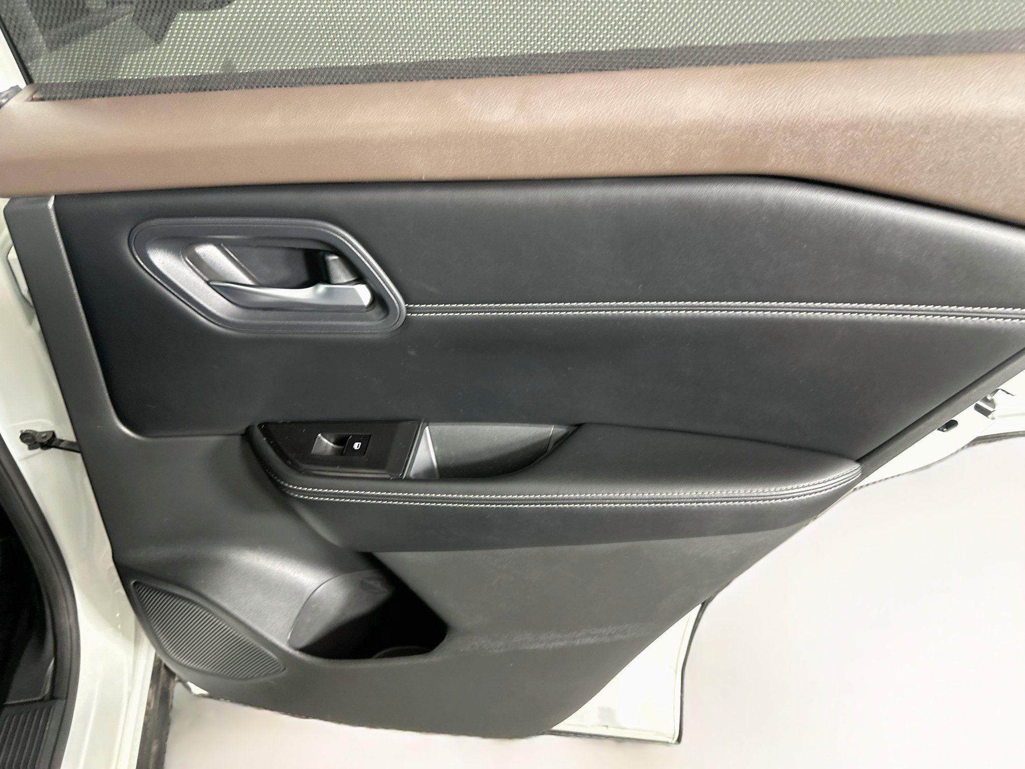 Used 2023 Nissan Rogue SV w/ SV Premium B Package FWD image 31
