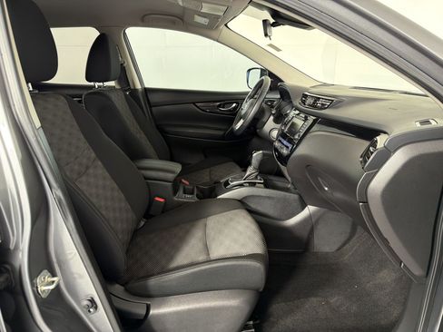 Used 2022 Nissan Rogue Sport SV AWD/4WD image 22
