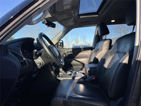 Used 2022 INFINITI QX80 Luxe w/ All-Season Package image 14